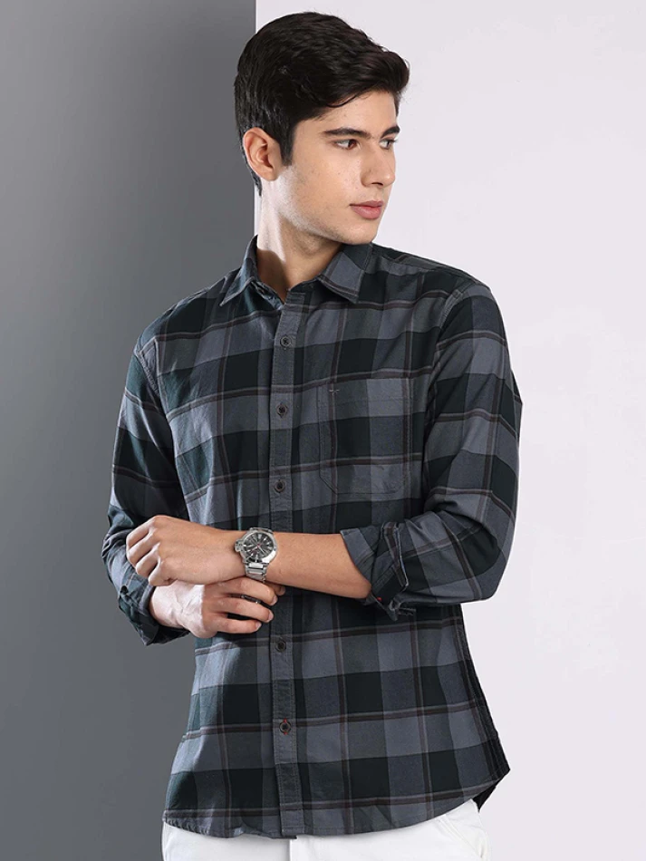 Upper Luxe,Premium fit tartan checked cotton casual shirt-5