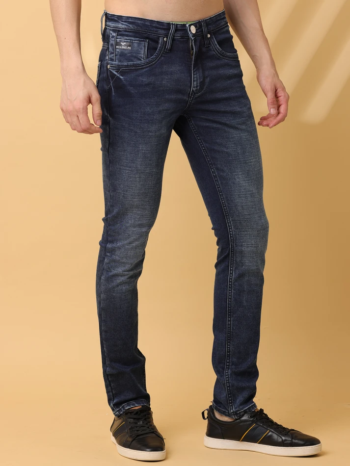 Lower Edits,Slim fit mid-rise clean look light fade jeans-3