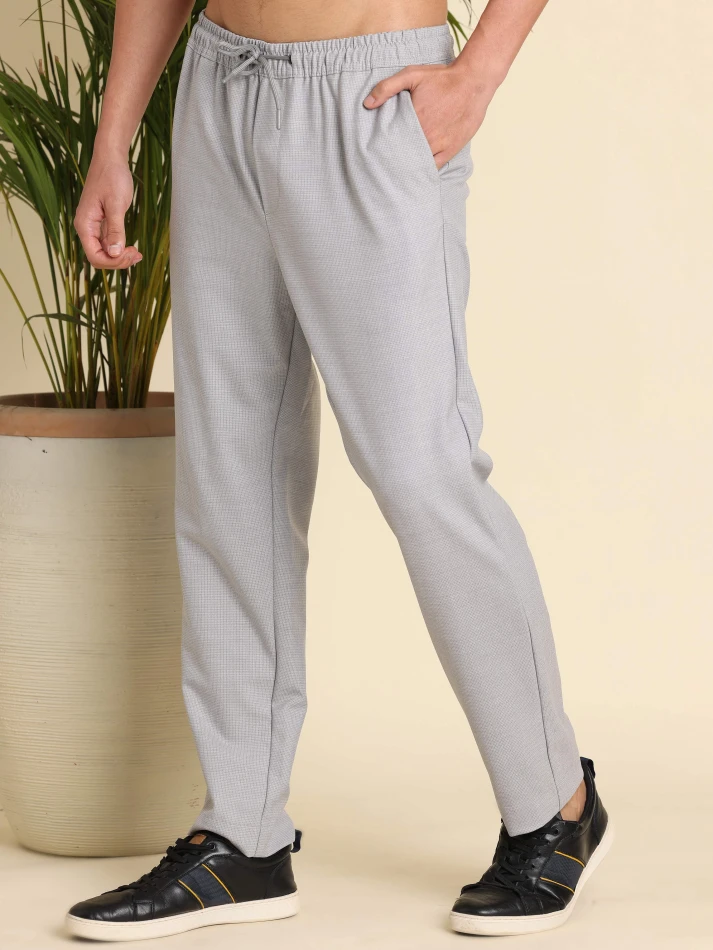 Lower Edits,Mid-rise relaxed straight leg fit trousers-4