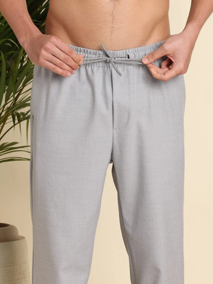 Lower Edits,Mid-rise relaxed straight leg fit trousers-5