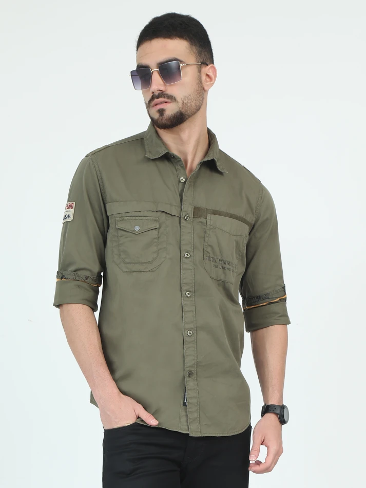 Upper Luxe,Classic opaque casual shirt with a relaxed fit-1