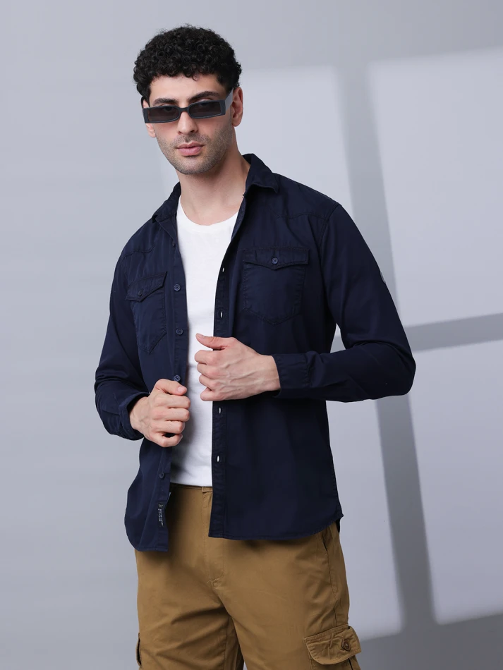 Upper Luxe,Solid cotton casual shirt with a classic fit-1