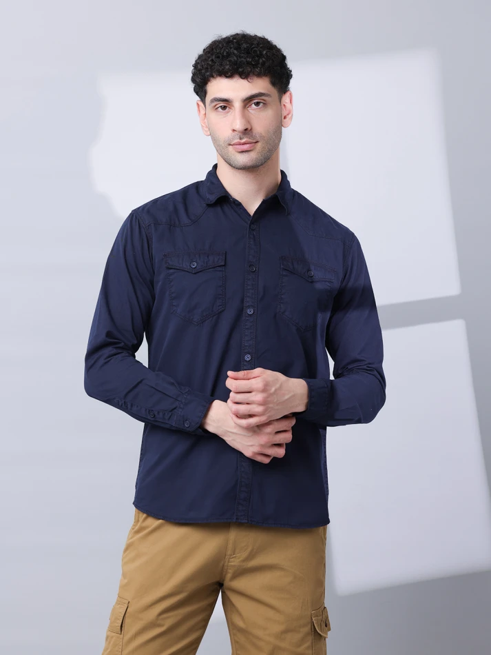 Upper Luxe,Solid cotton casual shirt with a classic fit-5