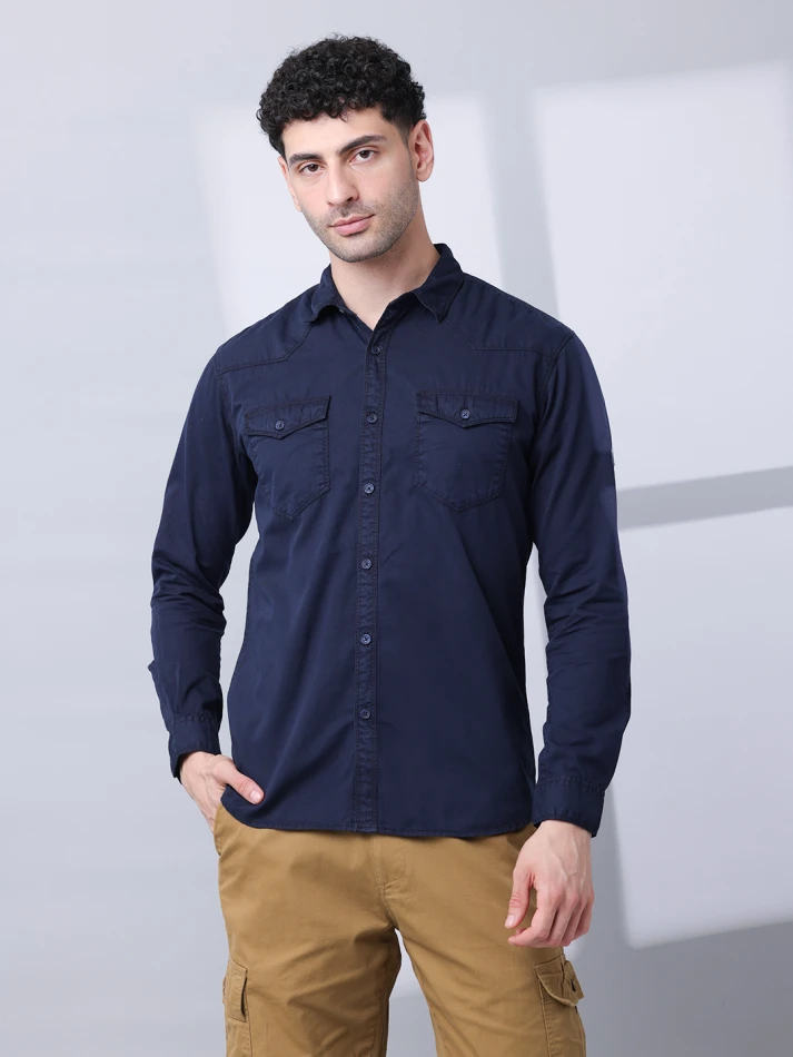 Upper Luxe,Solid cotton casual shirt with a classic fit-6