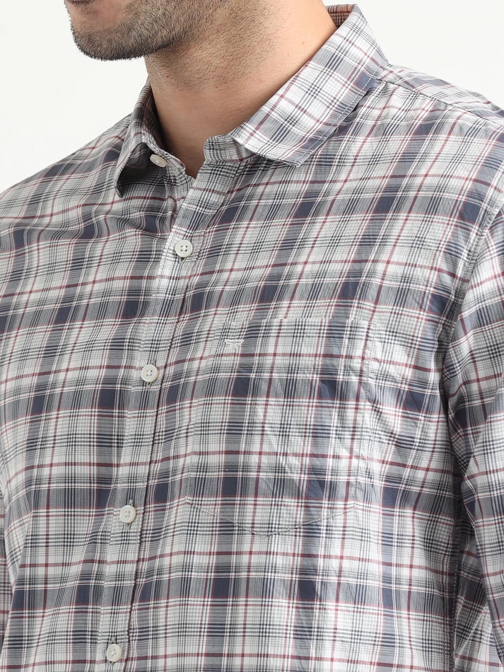 Upper Luxe,Tartan checks casual shirt with a comfortable fit-5