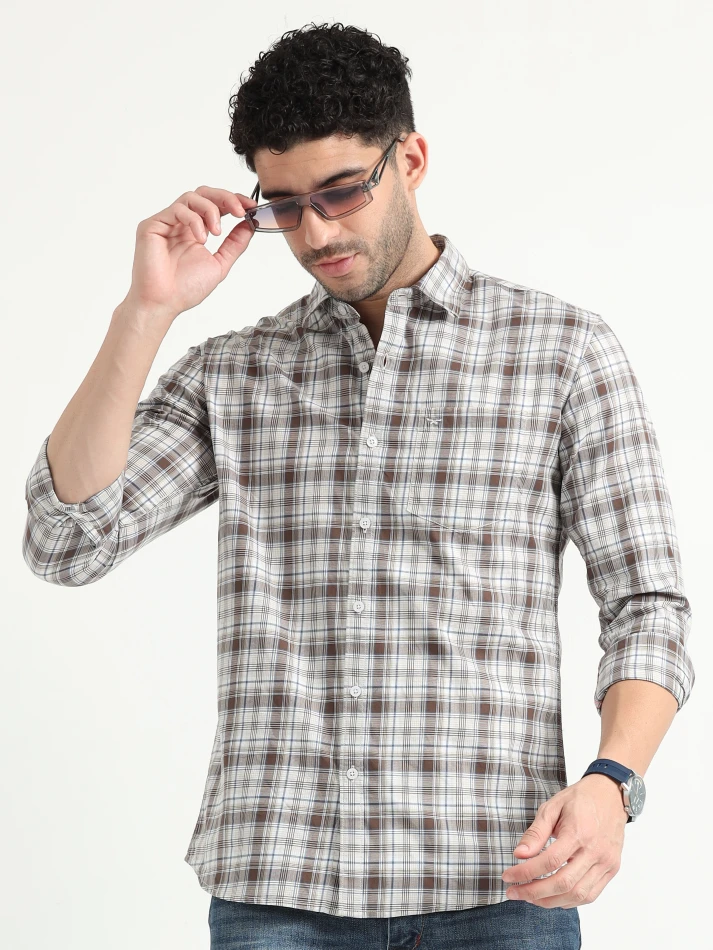 Upper Luxe,Tartan checks casual shirt with a comfortable fit-1