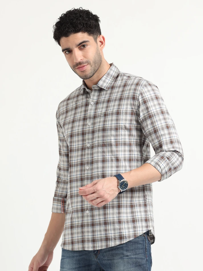 Upper Luxe,Tartan checks casual shirt with a comfortable fit-3