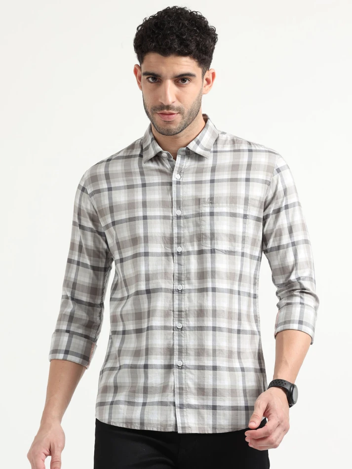 Upper Luxe,Tartan checks casual shirt with a comfortable fit-1