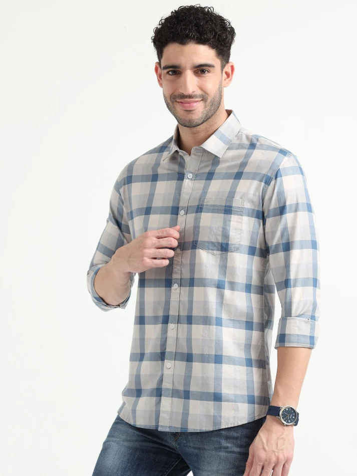 Upper Luxe,Comfortable opaque checked casual shirt for men-1