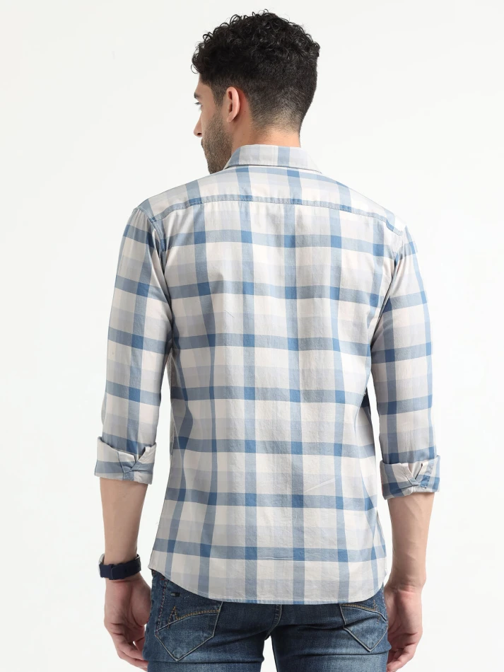 Upper Luxe,Comfortable opaque checked casual shirt for men-4