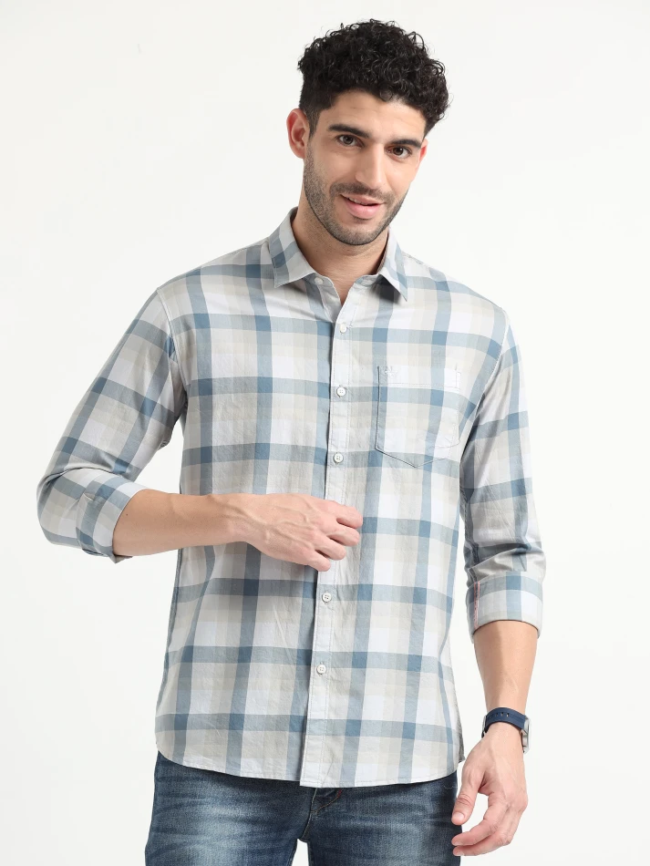 Upper Luxe,Comfortable opaque checked casual shirt for men-1