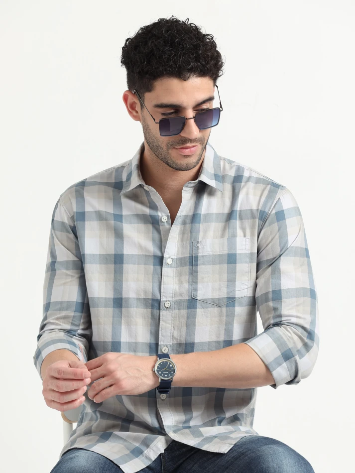 Upper Luxe,Comfortable opaque checked casual shirt for men-2