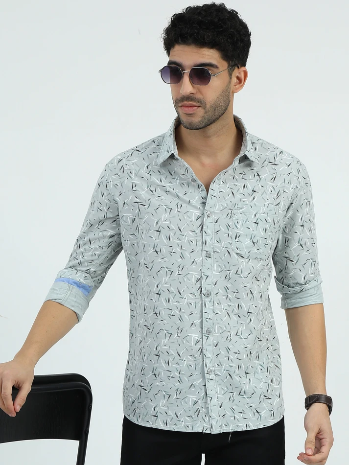 Upper Luxe,Standard floral opaque printed casual shirt-1