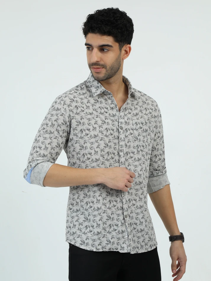 Upper Luxe,Standard floral opaque printed casual shirt-3