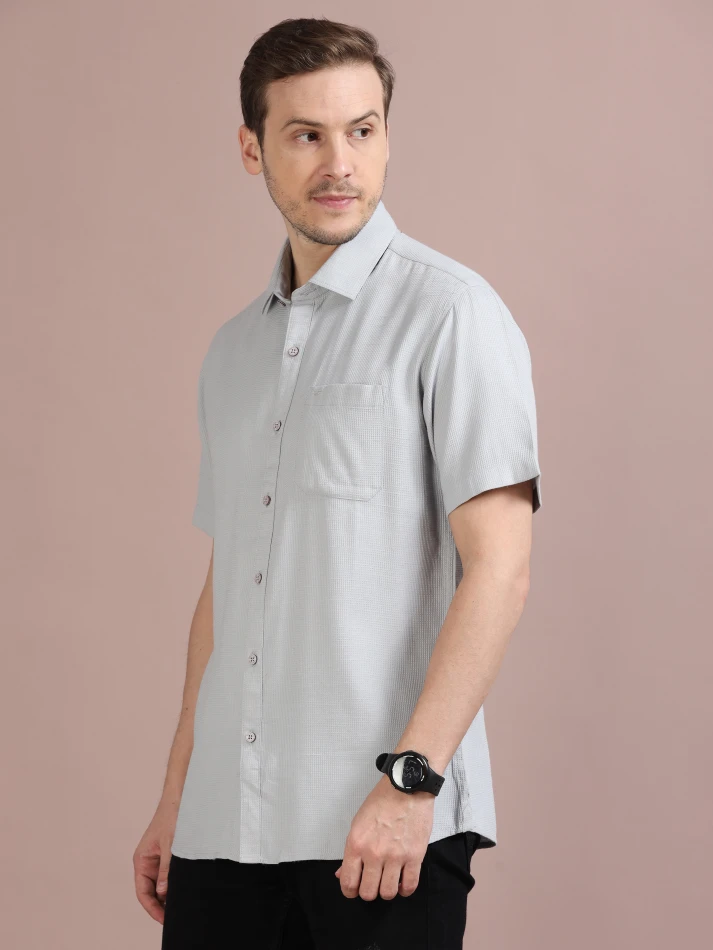 Upper Luxe,Standard opaque casual shirt for a sharp look-3