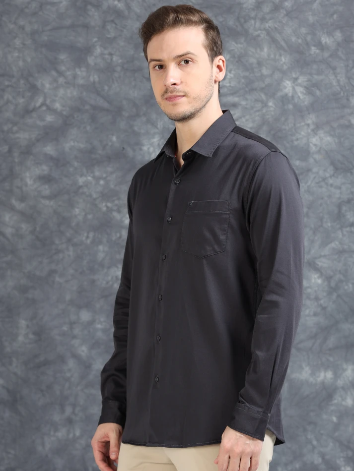 Upper Luxe,Comfort-fit opaque casual shirt for relaxed wear-3