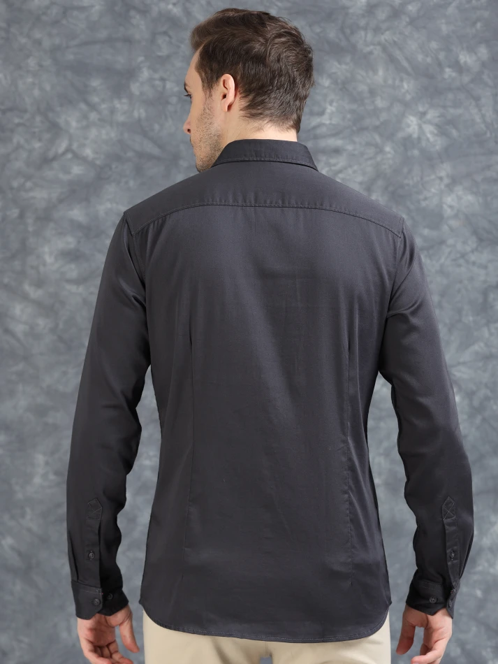 Upper Luxe,Comfort-fit opaque casual shirt for relaxed wear-4