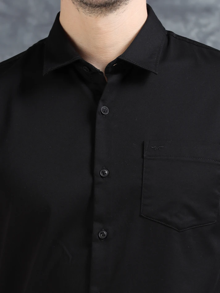 Upper Luxe,Comfort-fit opaque casual shirt for relaxed wear-5