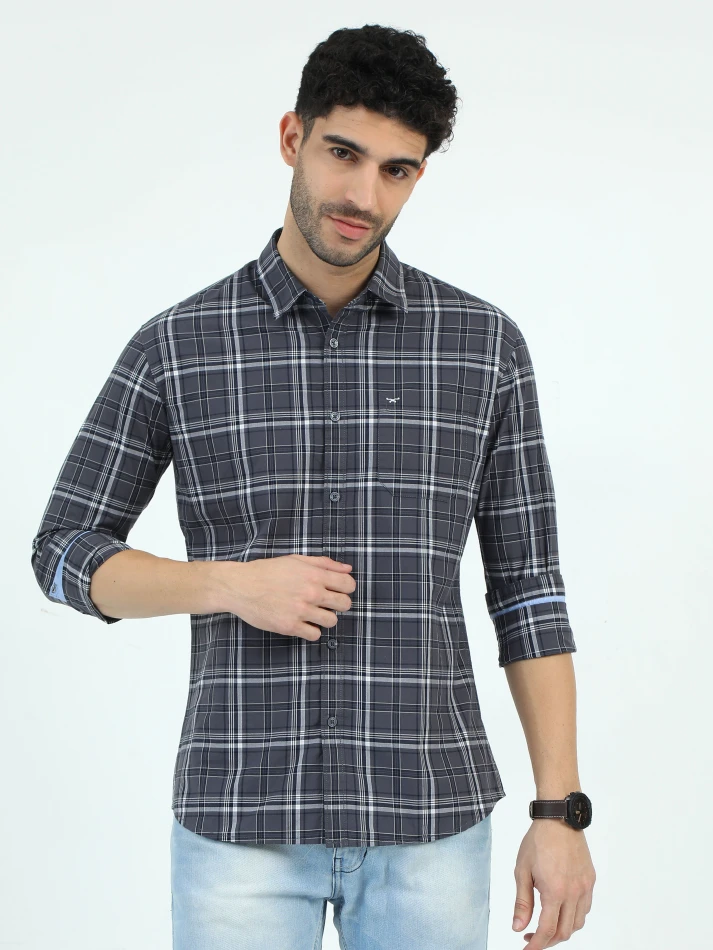 Upper Luxe,Trendy tartan checks casual shirt with opaque fabric-1