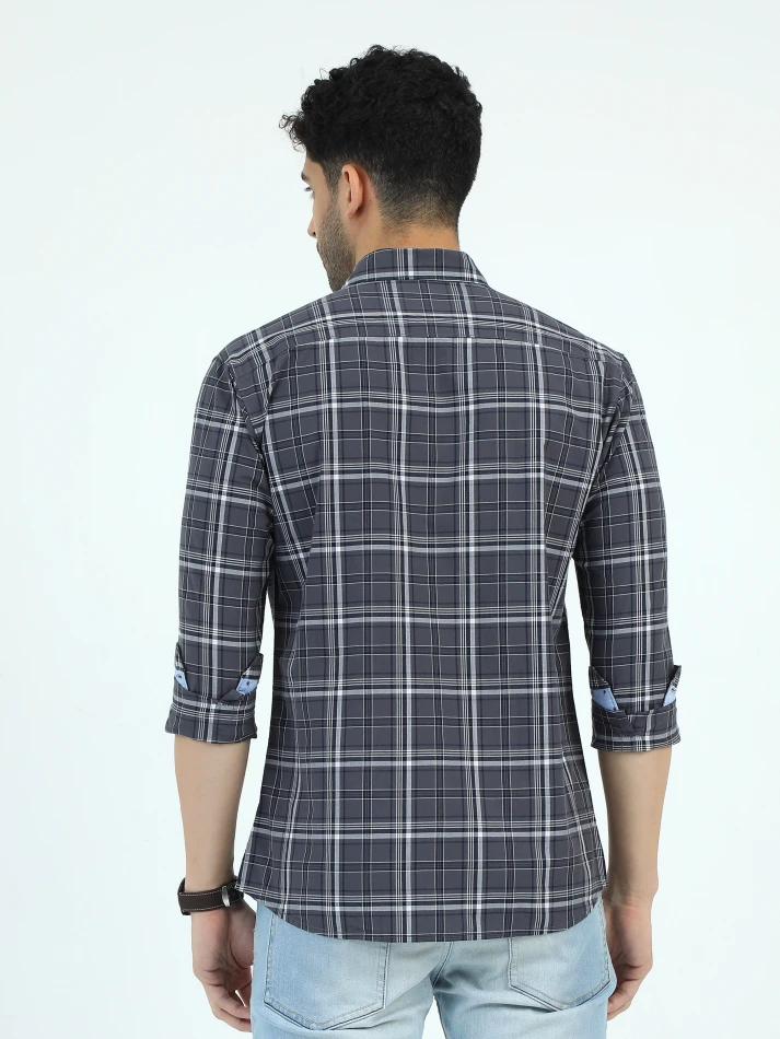 Upper Luxe,Trendy tartan checks casual shirt with opaque fabric-3