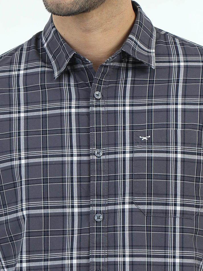 Upper Luxe,Trendy tartan checks casual shirt with opaque fabric-5