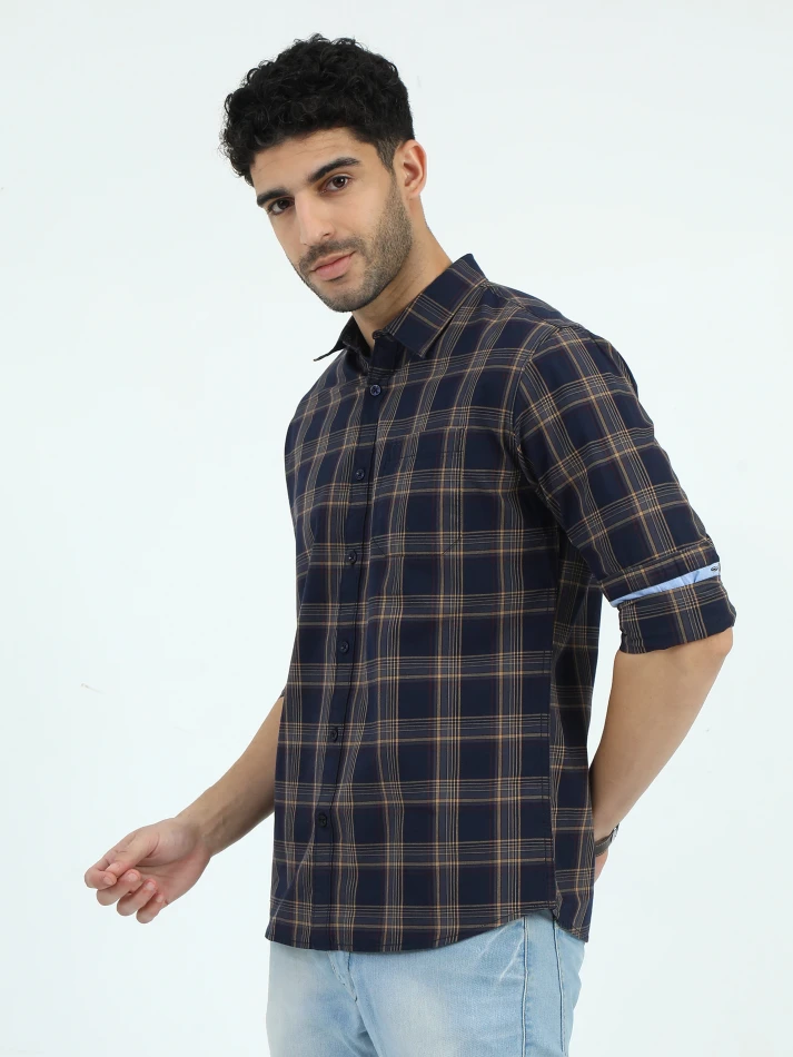 Upper Luxe,Trendy tartan checks casual shirt with opaque fabric-3