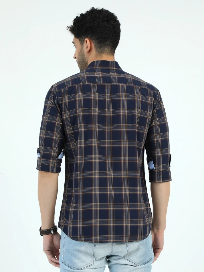 Upper Luxe,Trendy tartan checks casual shirt with opaque fabric-4