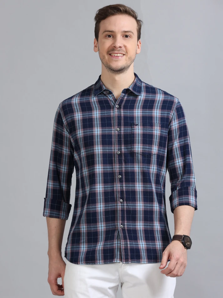 Upper Luxe,Tartan checks casual shirt with a comfortable fit-2