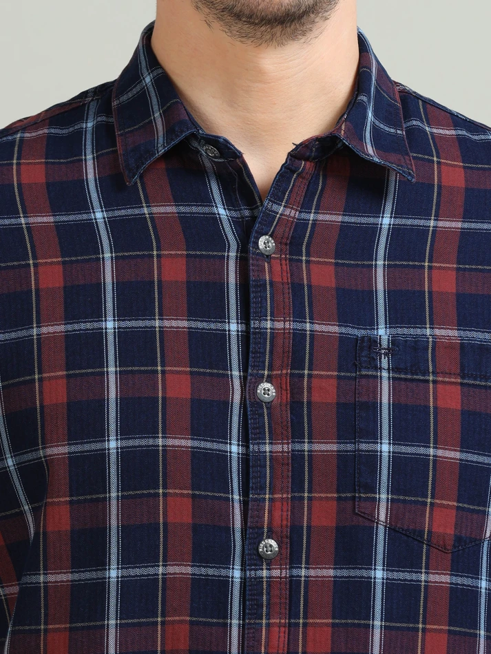 Upper Luxe,Tartan checks casual shirt with a comfortable fit-5