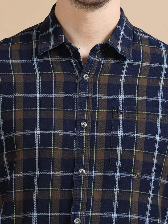 Upper Luxe,Tartan checks casual shirt with a comfortable fit-5