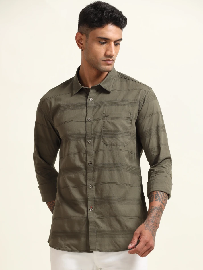 Upper Luxe,Textured cotton casual shirt with a spread collar-1