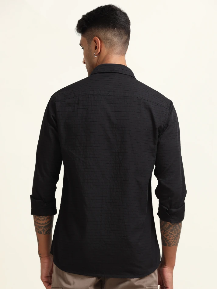 Upper Luxe,Textured cotton casual shirt with a spread collar-4