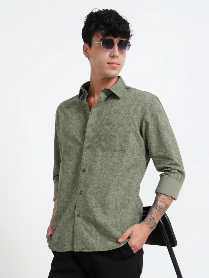 Upper Luxe, Pure Cotton Shirt with Bold Geometric Print Style